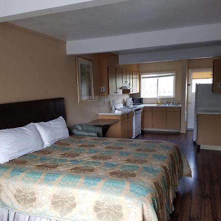 Townhouse Inn & Suites Klamath Falls Eksteriør billede