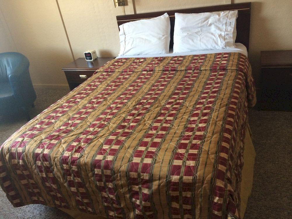 Townhouse Inn & Suites Klamath Falls Eksteriør billede